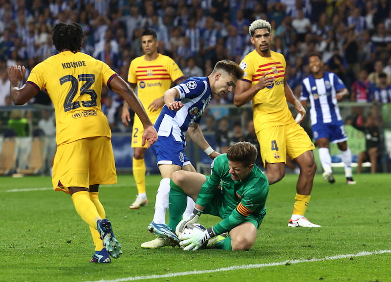 Phân tích phong độ của Barcelona vs Porto